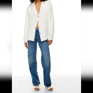 Aritzia freeform shirt